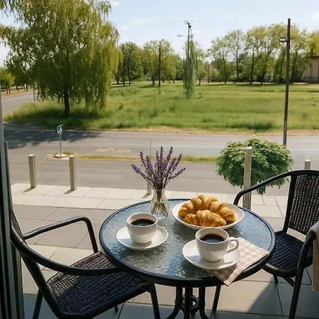 B8 Διαμέρισμα *